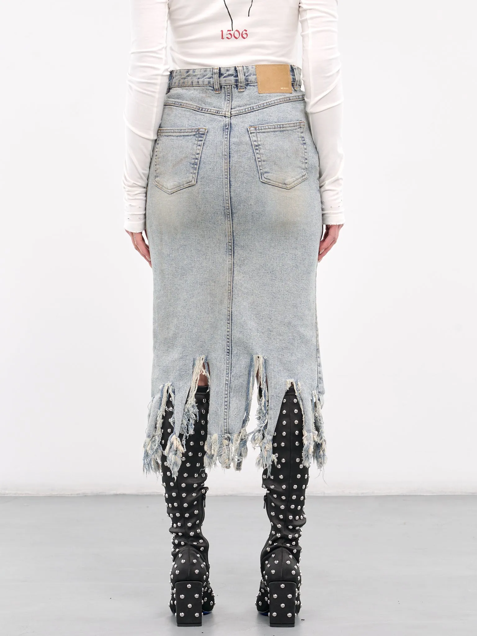 Distressed Midi Skirt (DS3-24-335-W-SKY)