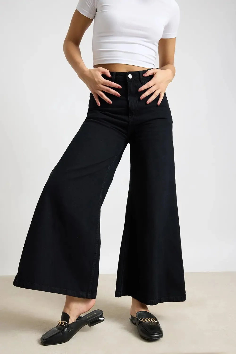 Ebony Dream Curve Flare Fit Jeans