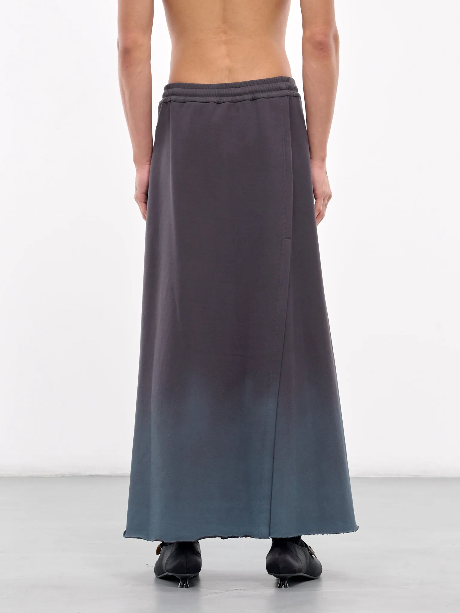 Elasticated Gradient Skirt (PT1124-BLACK)