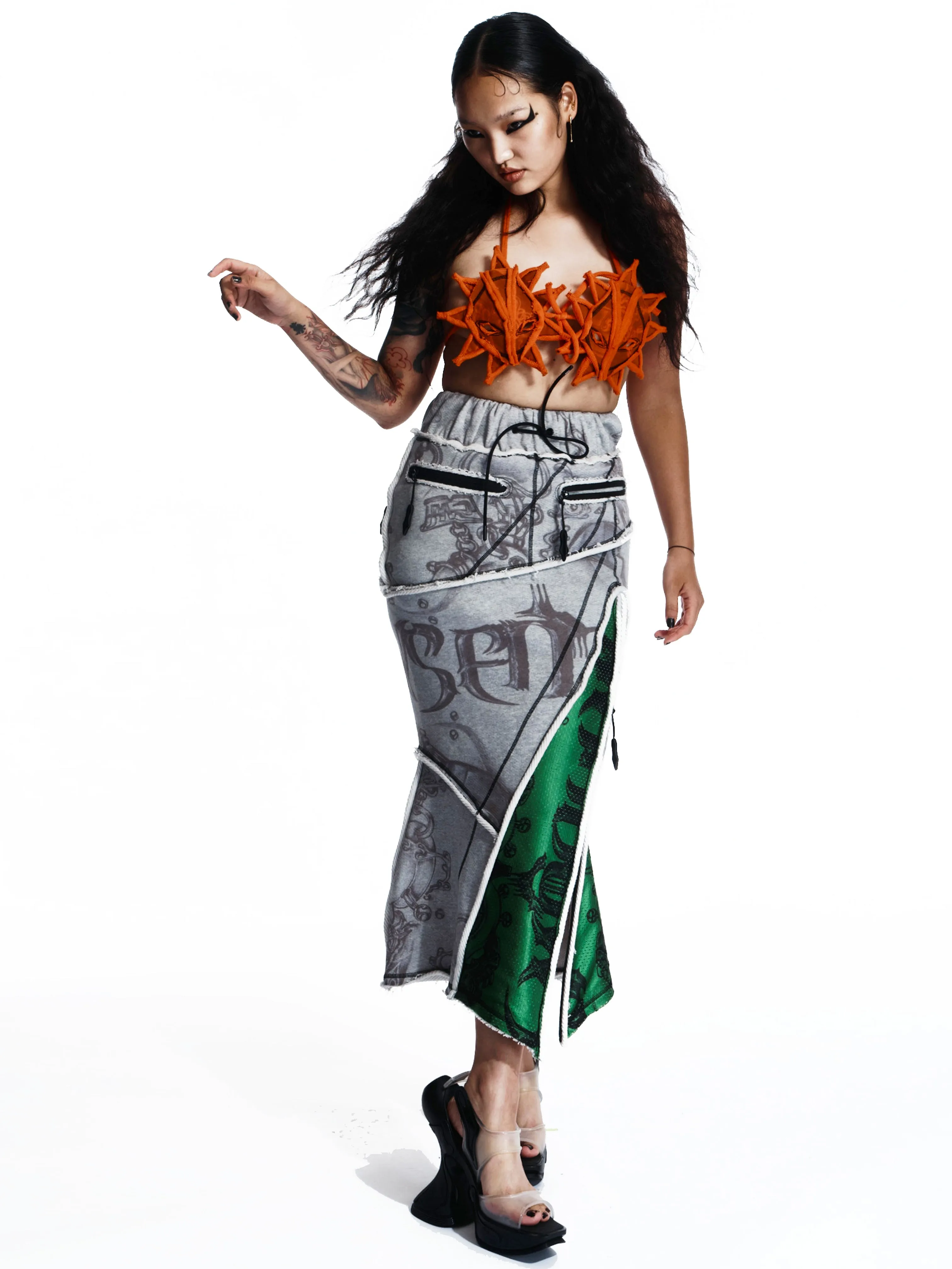 GRAPHIC PANELED LONG SKIRT