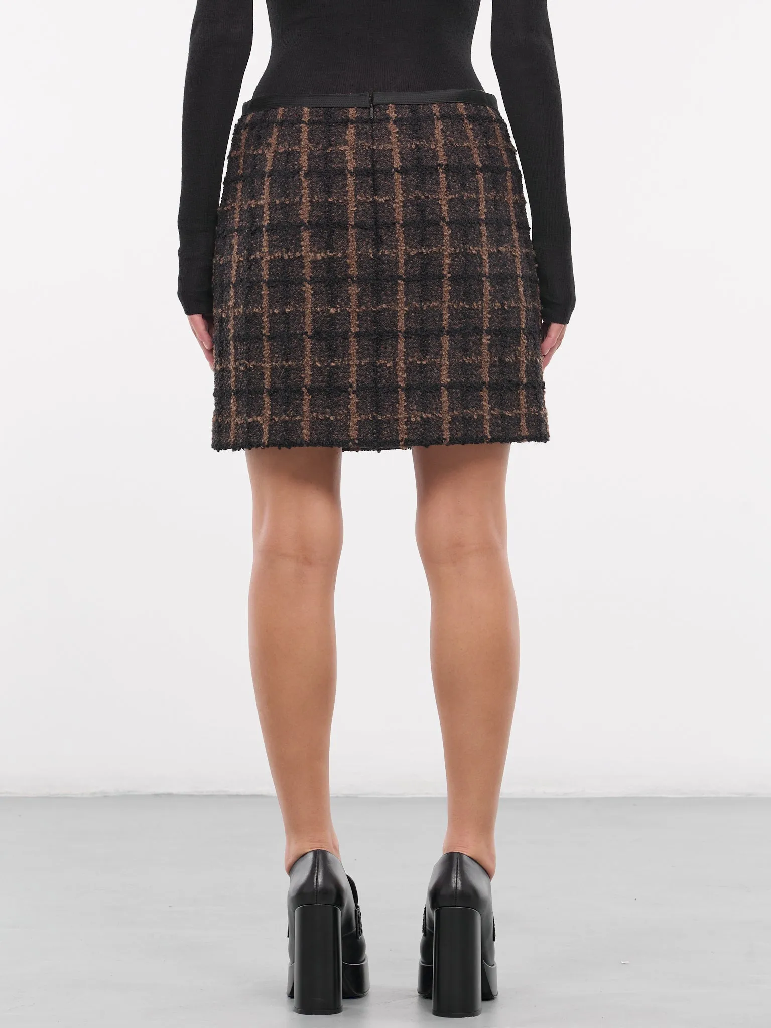 Plaid Medusa Mini Skirt (1017308-1A12269-BROWN-BLACK)