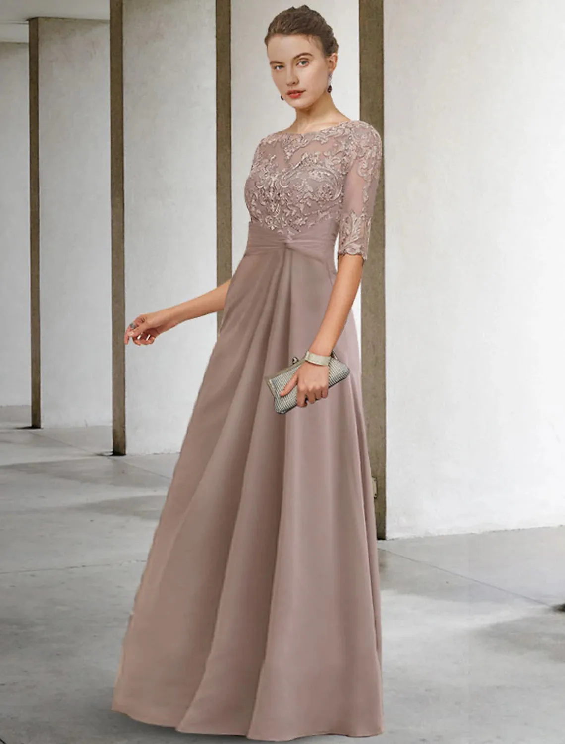 Sheath / Column Mother of the Bride Dress Fall Wedding Guest Dresses Plus Size Elegant Jewel Neck Floor Length Chiffon Lace Short Sleeve with Appliques Side-Draped